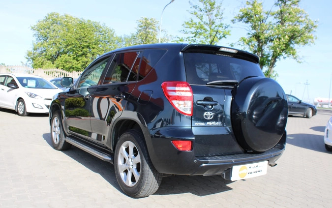 Toyota RAV4 cena 39900 przebieg: 274513, rok produkcji 2011 z Dukla małe 407